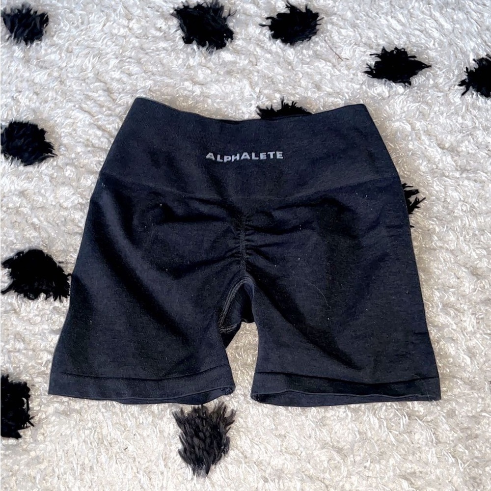 Alphalete Amplify shorts